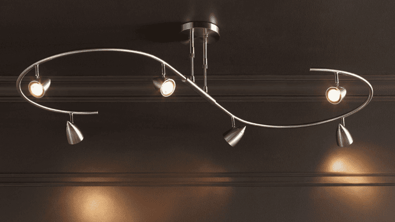 Round-back track lighting heads are similar to cylinder track lights but have a slightly different design. 