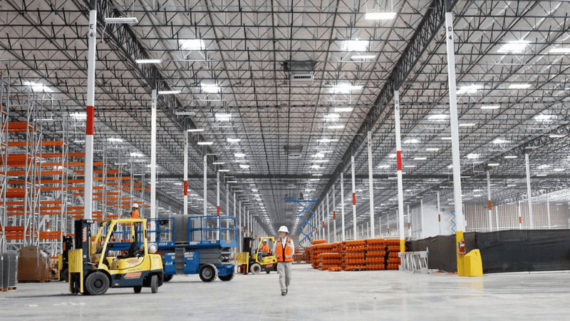 High bay lights is now the first choice in the lighting industry. 