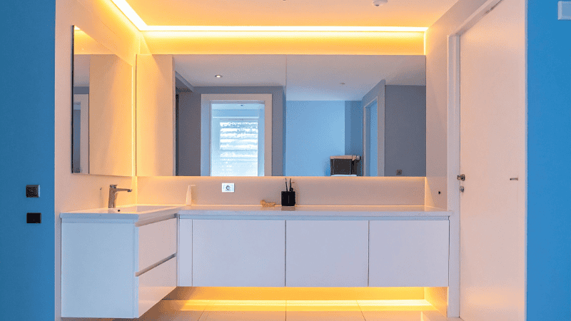 Vanity mirror lights with warm lighting