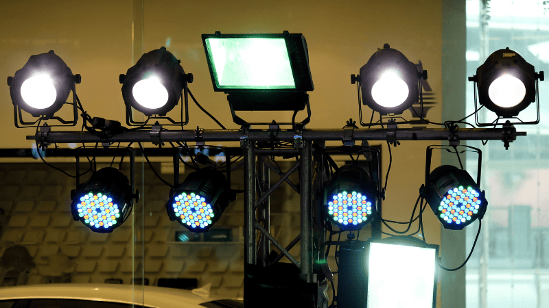 LED and Metal Halide lights