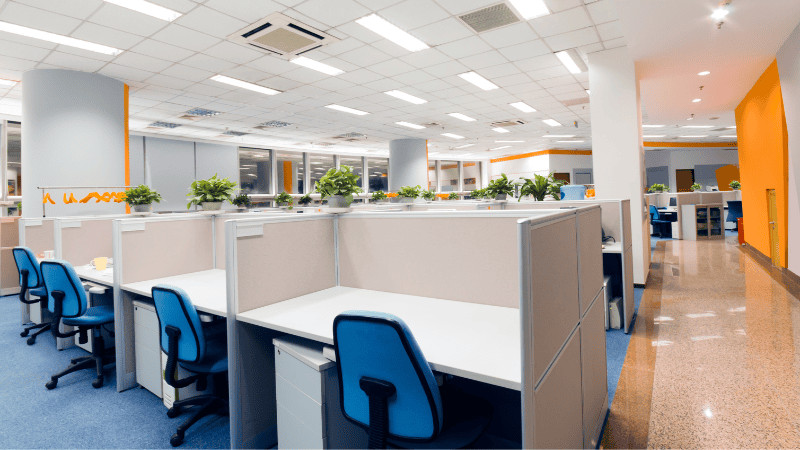 A picture of cool white light in work place