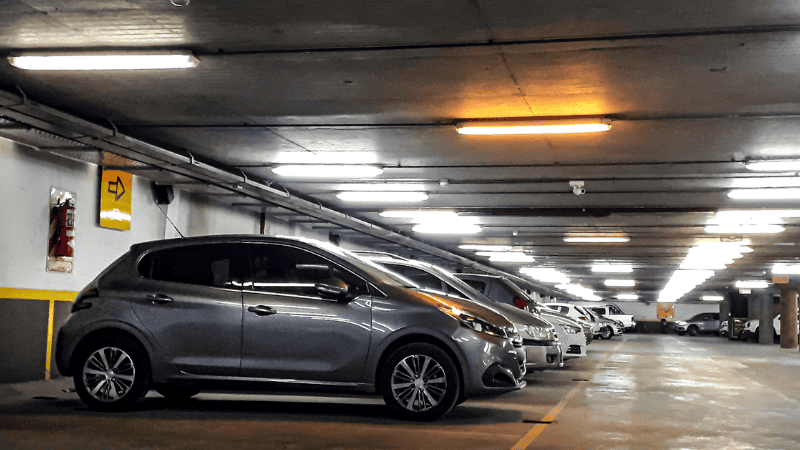 A picture of cool white light and warm light in car park